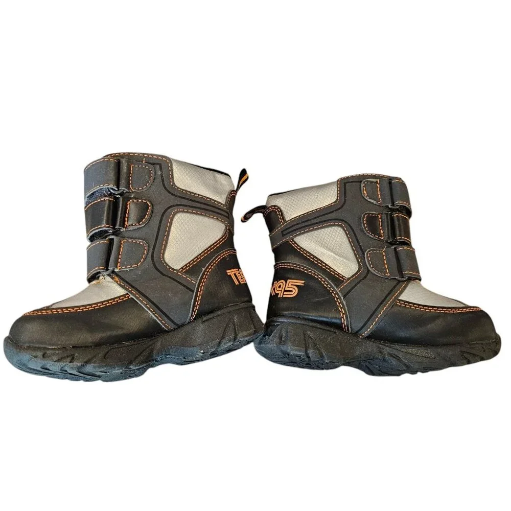 Disney Cars Lightning‎ Mcqueen Mater Winter Snow Boots Boys Toddler Size 6 Black